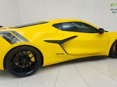 Used 2026 Chevrolet Corvette Z06 RWD image 6