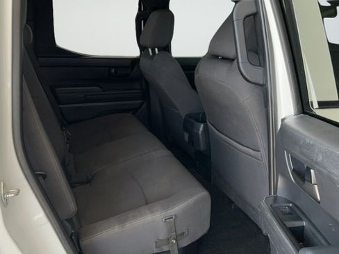 Used 2024 Toyota Tacoma SR AWD/4WD image 22