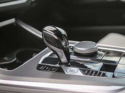 Certified 2023 BMW X5 sDrive40i w/ Parking Assistance Package image 19