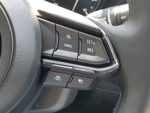 New 2025 MAZDA CX-5 Signature image 22