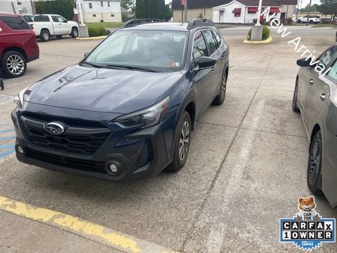 Used 2025 Subaru Outback w/ Popular Package #1A AWD/4WD image 2
