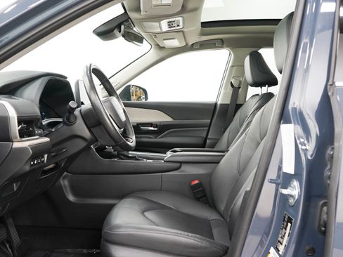 Used 2024 Toyota Grand Highlander AWD Hybrid image 26