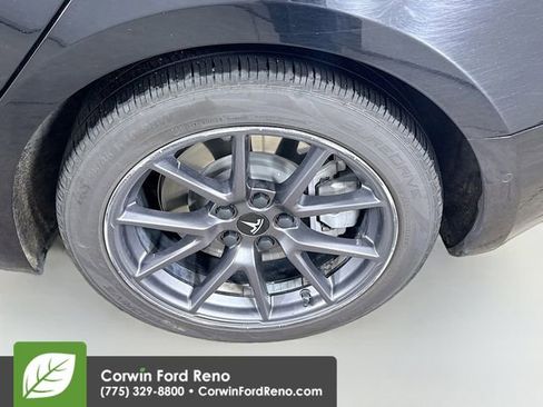 Used 2021 Tesla Model 3 Long Range AWD/4WD image 29