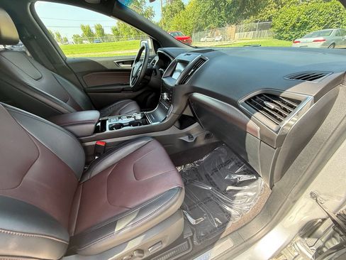 Used 2020 Ford Edge Titanium w/ Equipment Group 301A FWD image 42