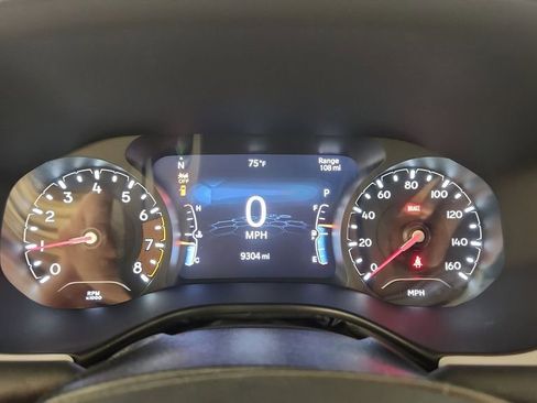 Used 2023 Jeep Compass Limited AWD/4WD image 11