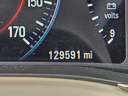 Used 2014 Buick LaCrosse Premium FWD image 27