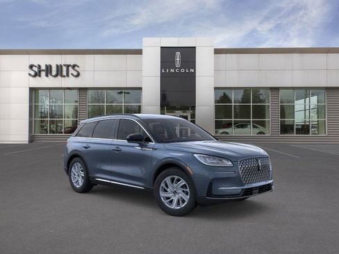 New 2026 Lincoln Corsair Premiere w/ Towing Package image 7