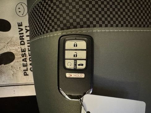 Used 2021 Honda Civic EX image 17