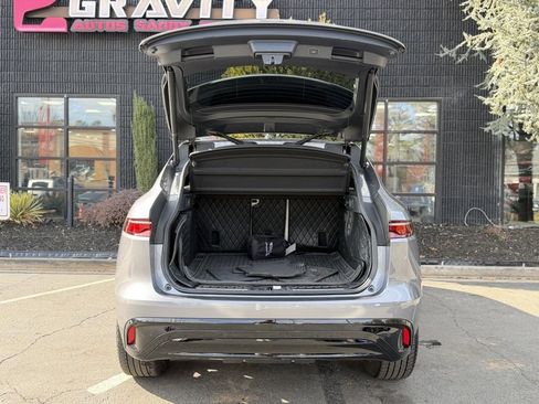 Used 2021 Jaguar F-PACE S image 17