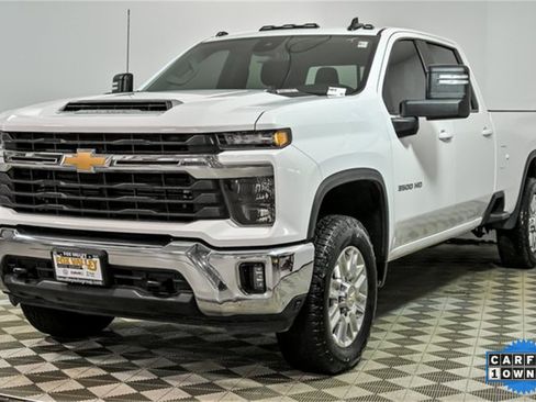 Certified 2024 Chevrolet Silverado 3500 LT w/ Convenience Package image 4