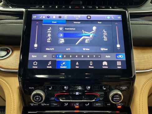 Used 2023 Jeep Grand Cherokee L Summit image 21