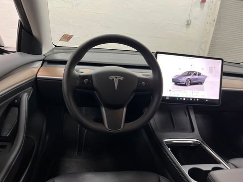 Used 2022 Tesla Model 3 Long Range image 17