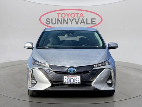 Used 2017 Toyota Prius Prime Advanced image 12