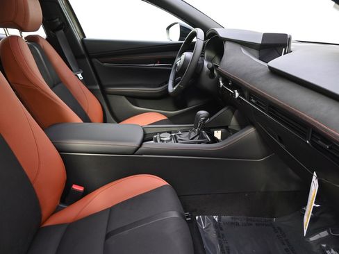 Used 2025 MAZDA MAZDA3 Carbon image 16