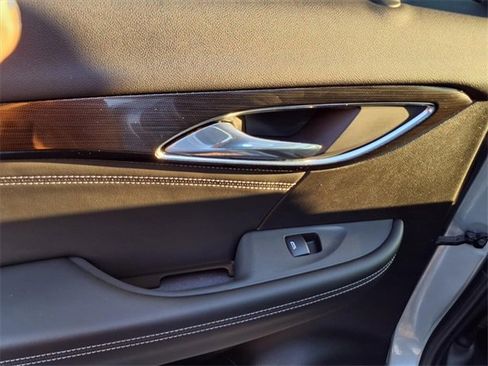 Used 2023 Buick Envision Essence w/ Sport Touring Package image 82