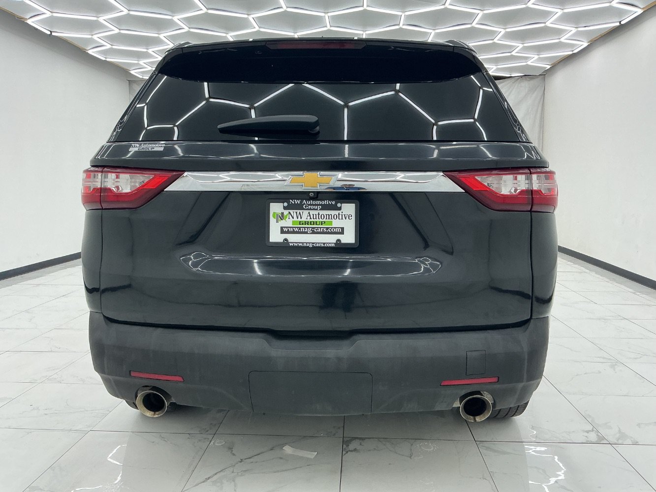 Used 2021 Chevrolet Traverse LS AWD/4WD image 10