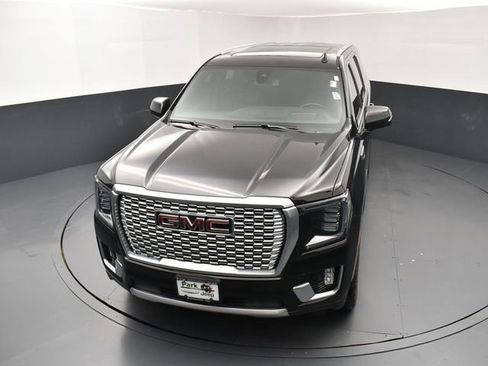 Used 2021 GMC Yukon XL Denali AWD/4WD image 13