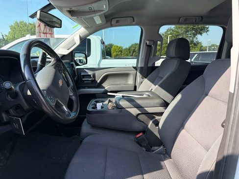 Used 2018 Chevrolet Silverado 1500 LT w/ All Star Edition AWD/4WD image 8