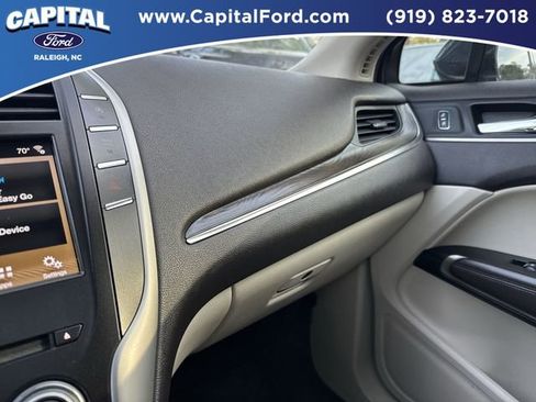 Used 2019 Lincoln MKC Reserve image 29