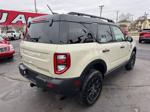 Used 2025 Ford Bronco Sport Badlands image 5