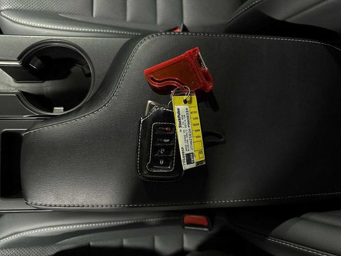 Used 2023 Lexus IS 350 F Sport image 32