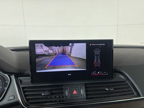 Used 2023 Audi Q5 2.0T Premium w/ Convenience Package image 25