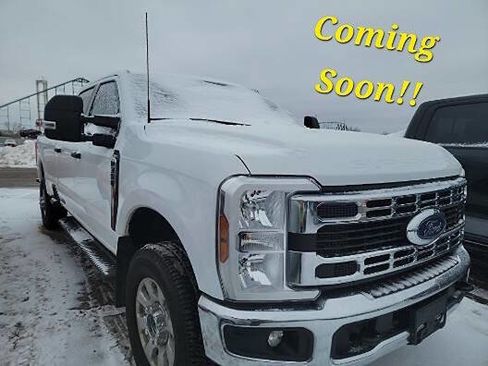 Used 2024 Ford F350 XLT w/ FX4 Off-Road Package image 1