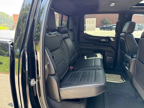 Used 2023 GMC Sierra 1500 AT4X AWD/4WD image 31