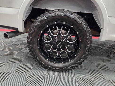 Used 2018 Ford F150 Platinum w/ Equipment Group 701A Luxury image 90