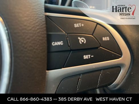 Used 2017 Dodge Challenger SXT Plus image 39