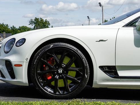 Used 2024 Bentley Continental GT Speed AWD/4WD image 2