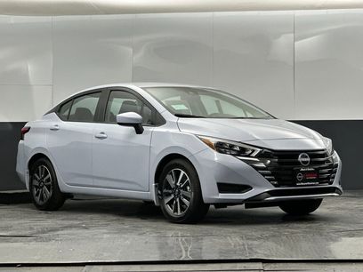 New 2025 Nissan Versa SV