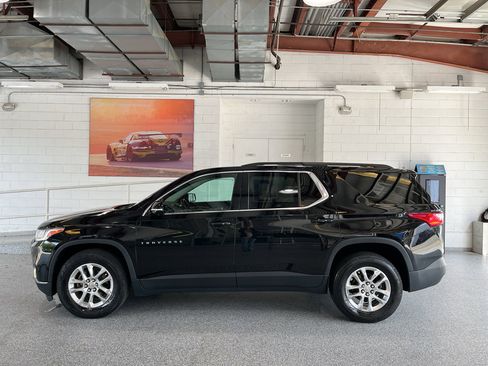Used 2020 Chevrolet Traverse LT AWD/4WD image 4