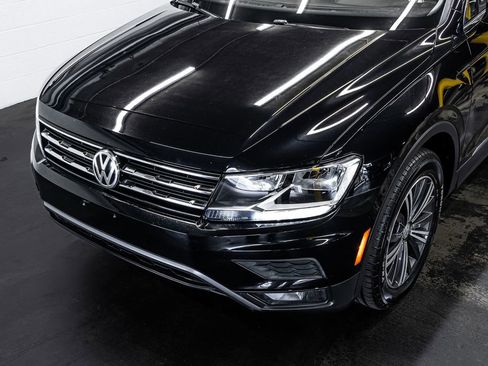 Used 2018 Volkswagen Tiguan SEL image 11