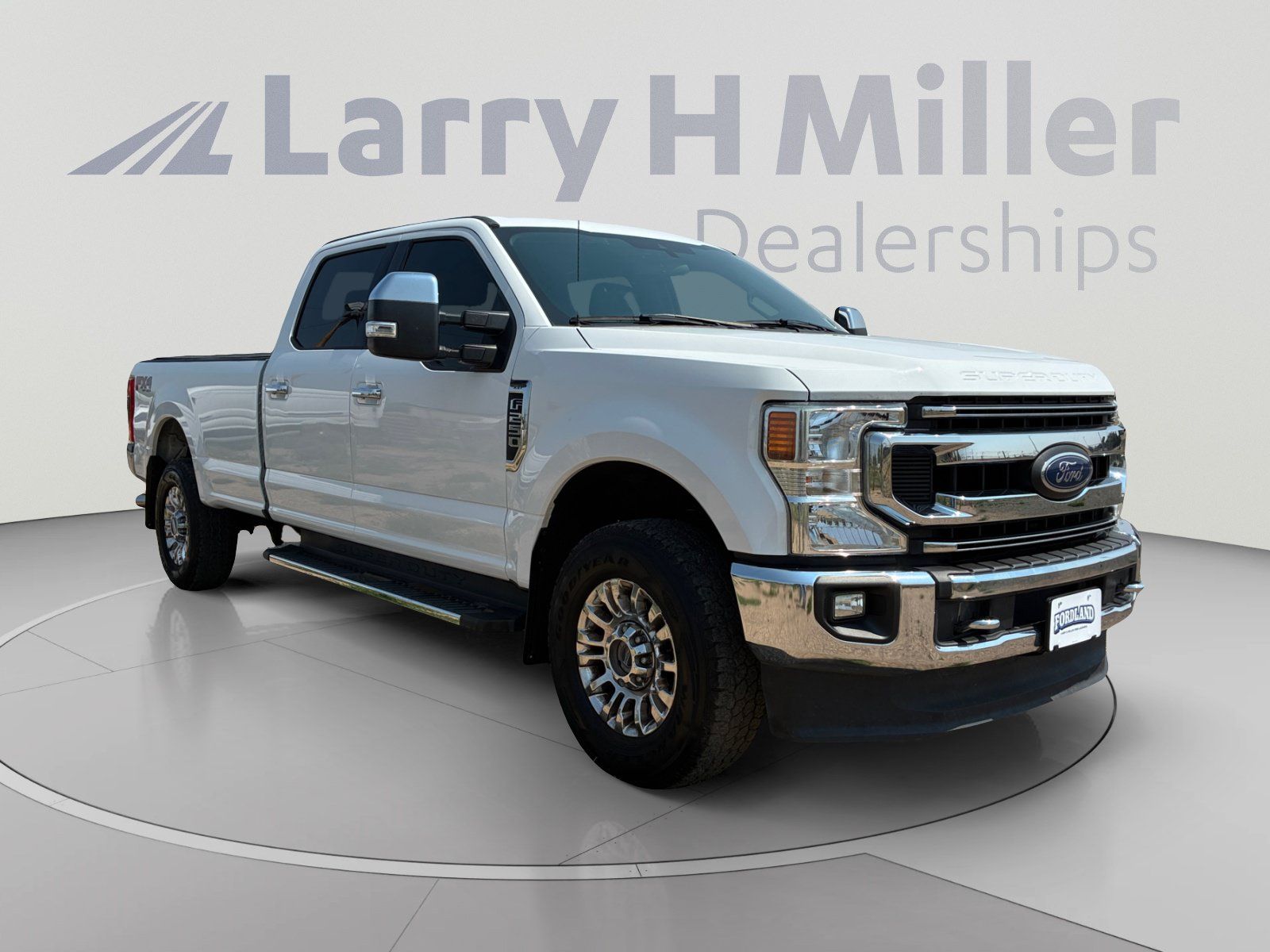 Certified 2020 Ford F250 XLT w/ XLT Premium Package AWD/4WD image 7