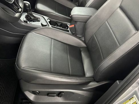 Used 2020 Volkswagen Tiguan SE w/ 3rd Row Seat Package AWD/4WD image 13