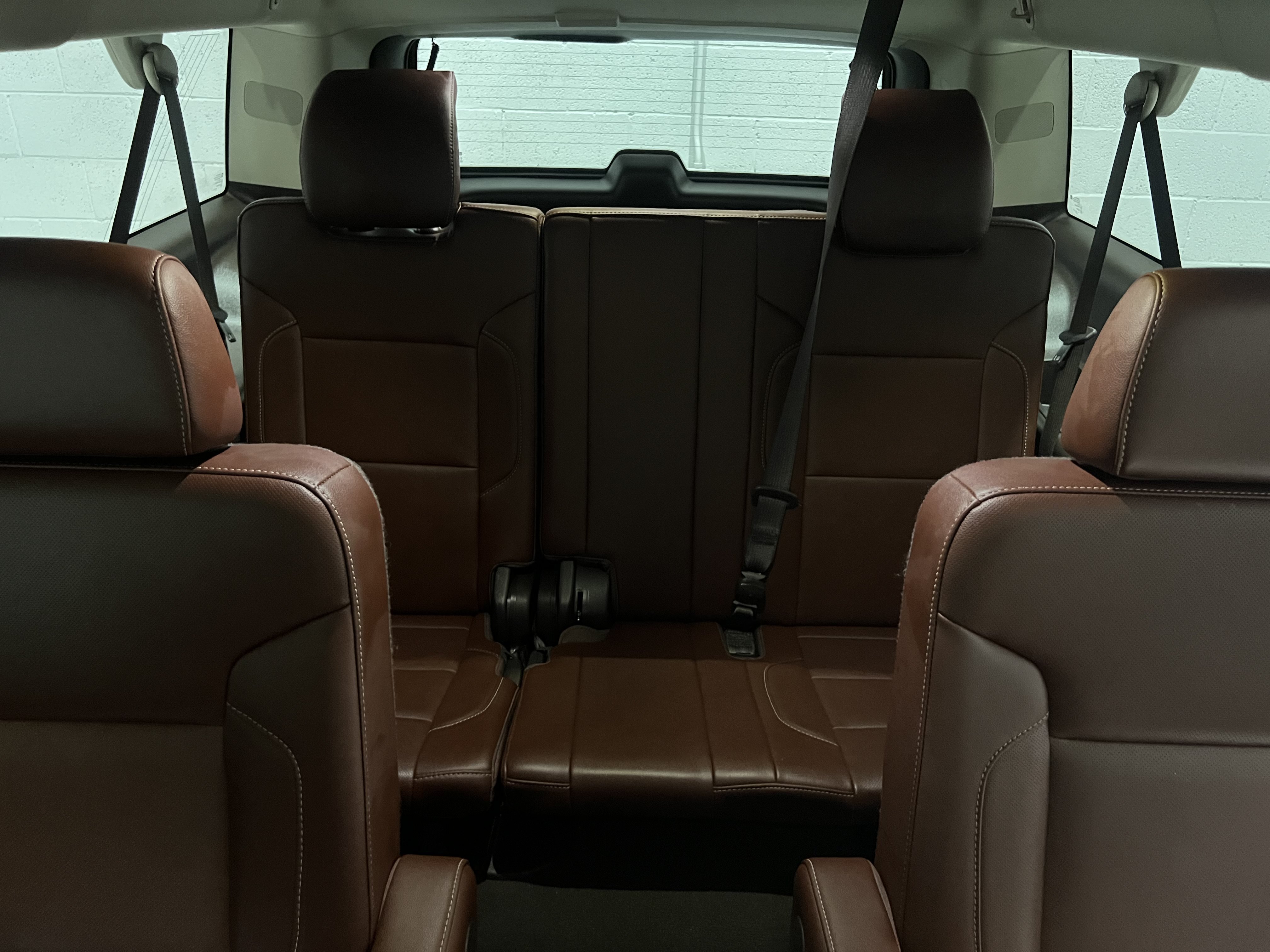 Used 2019 Chevrolet Suburban Premier AWD/4WD image 24