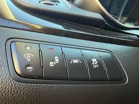 Used 2014 Kia Cadenza Premium w/ Technology Package image 8