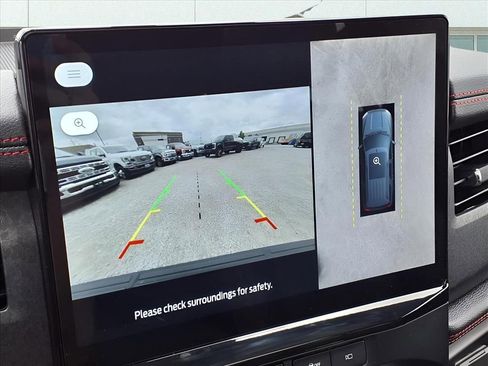 Used 2024 Ford Expedition Limited image 8