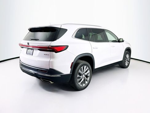 Used 2025 Buick Enclave Preferred image 9