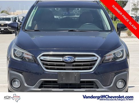 Used 2018 Subaru Outback 3.6R Touring w/ Popular Package #3 AWD/4WD image 6