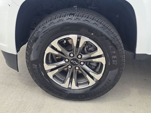 Used 2022 Chevrolet Colorado Z71 w/ Safety Package RWD image 7