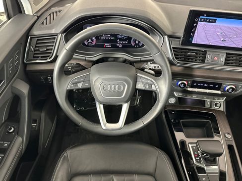 Used 2022 Audi Q5 2.0T Premium Plus w/ Premium Plus Package image 13