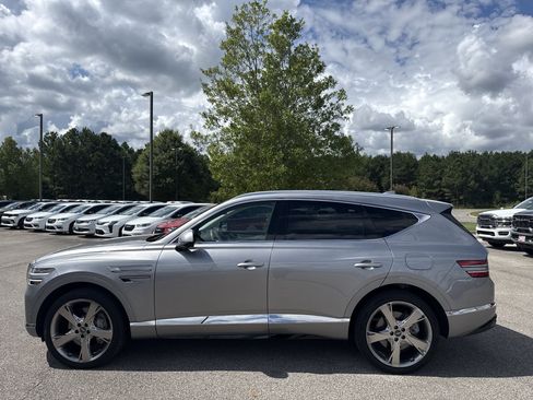 Used 2024 Genesis GV80 3.5T w/ Prestige Package AWD/4WD image 4