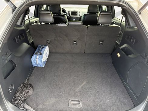 Used 2019 Ford Edge ST w/ Equipment Group 401A AWD/4WD image 12