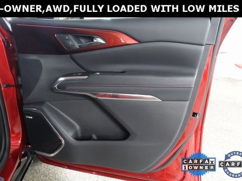 Used 2024 Chevrolet Traverse RS image 28