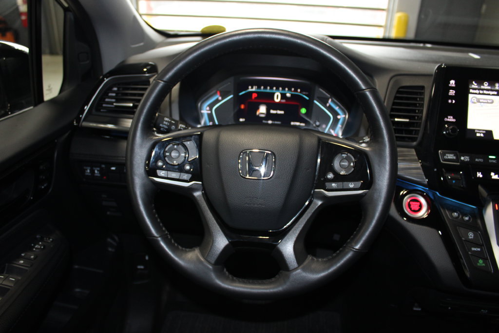 Used 2023 Honda Odyssey Elite image 13