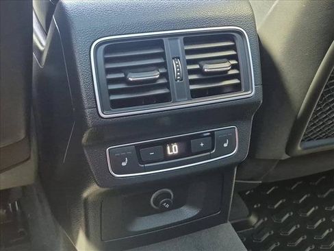 Used 2019 Audi SQ5 Prestige AWD/4WD image 18