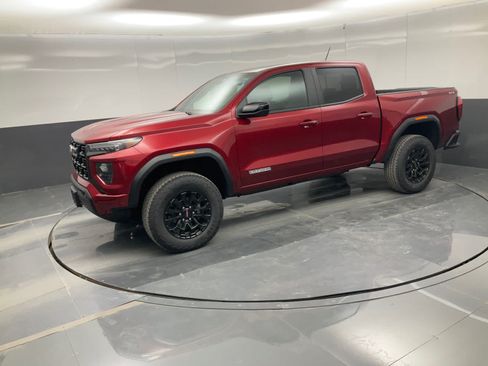 New 2026 GMC Canyon Elevation w/ Convenience Package AWD/4WD image 32