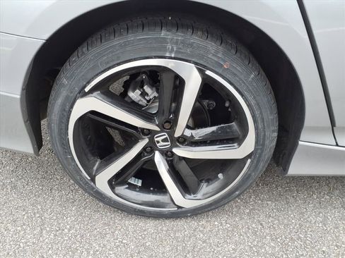 Used 2022 Honda Accord Sport image 25